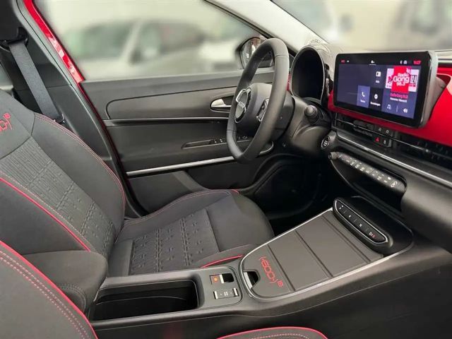 Fiat 600e (RED) LED, PDC, Apple CarPlay