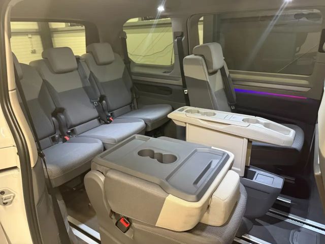 Volkswagen Multivan Life T7