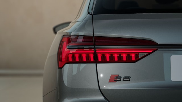 Audi S6 Avant Quattro