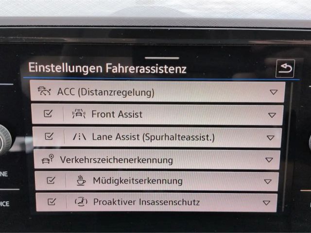 Volkswagen Passat 2.0 TDI DSG IQ.Drive Variant