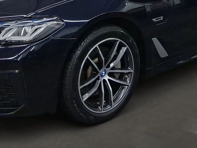 BMW 530 530e M-Sport xDrive