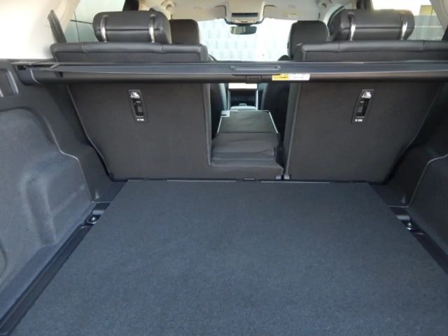 Land Rover Discovery Sport AWD S