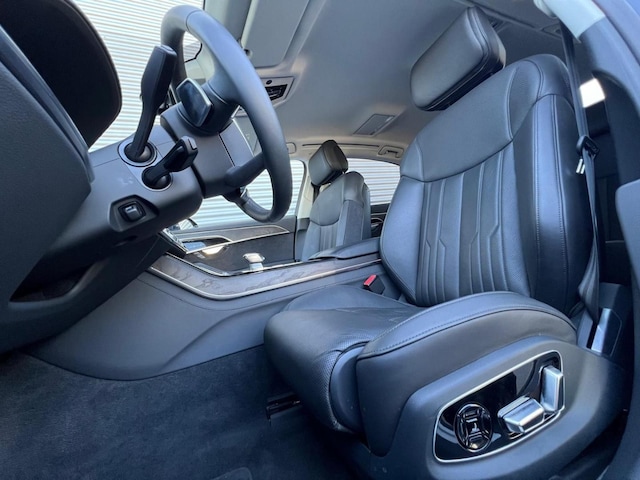 Audi A8 60 TFSI Lang Quattro