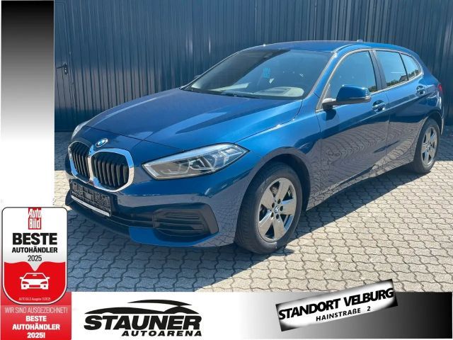 BMW 118 118i 5-deurs Sedan