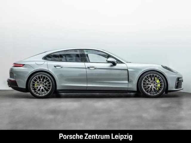 Porsche Panamera 4 E-Hybrid