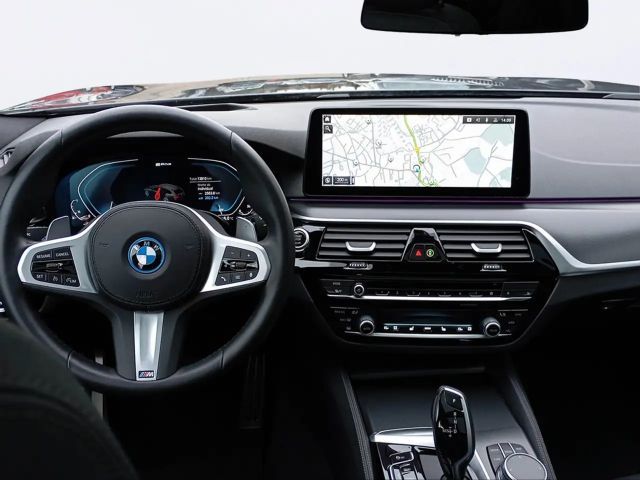 BMW 530 530e M-Sport Touring