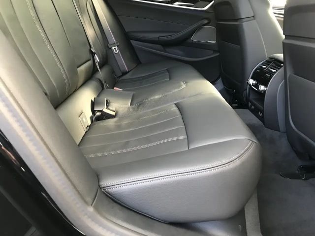 BMW 530 530d M-Sport Touring