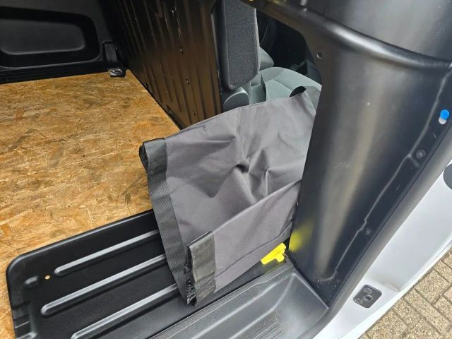 Opel Combo Cargo/AHK/DAB/Tempom./PDC/Garantie-01.2027