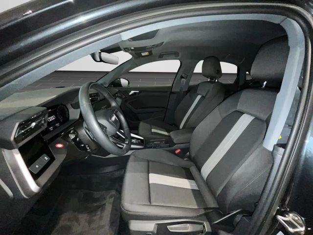 Audi A3 30 TFSI S-Tronic Sedan