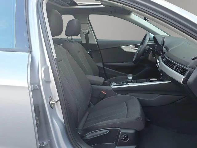 Audi A4 30 TDI Sedan