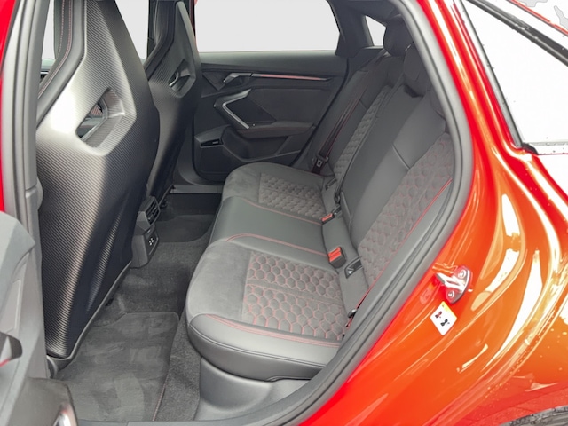 Audi RS3 Quattro S-Tronic Sedan