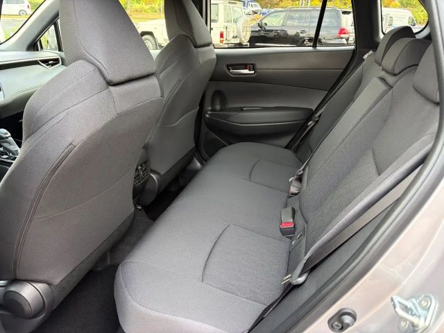 Toyota Corolla Cross Team D