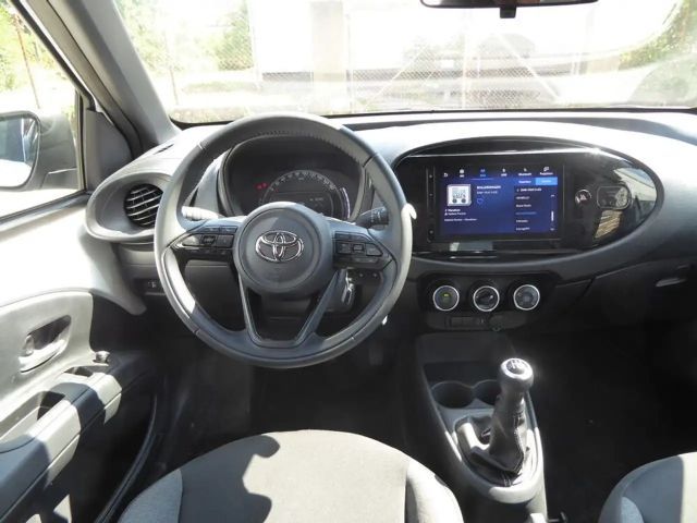 Toyota Aygo X Hatchback Play VVT-i