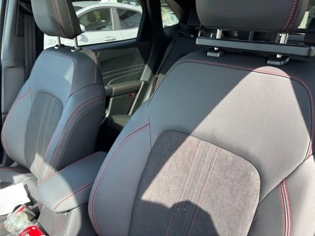 Ford Kuga Hybrid ST Line X