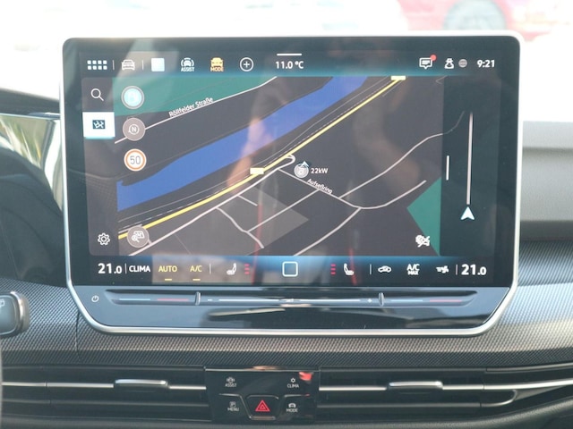 Volkswagen Golf DSG R-Line