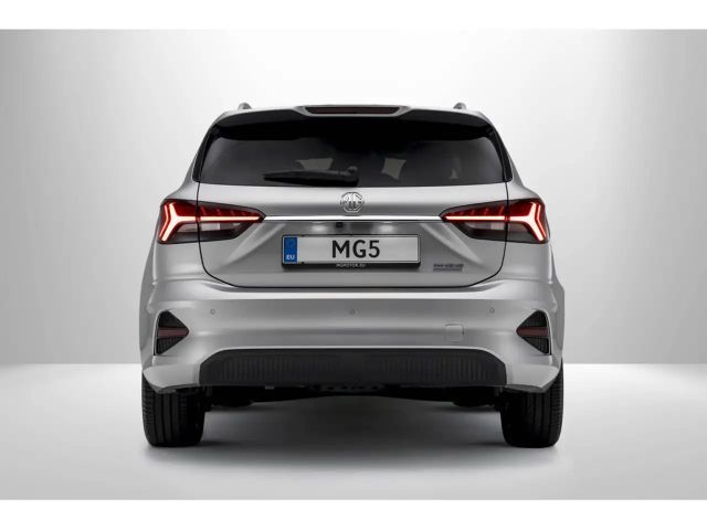 MG MG5 Luxury