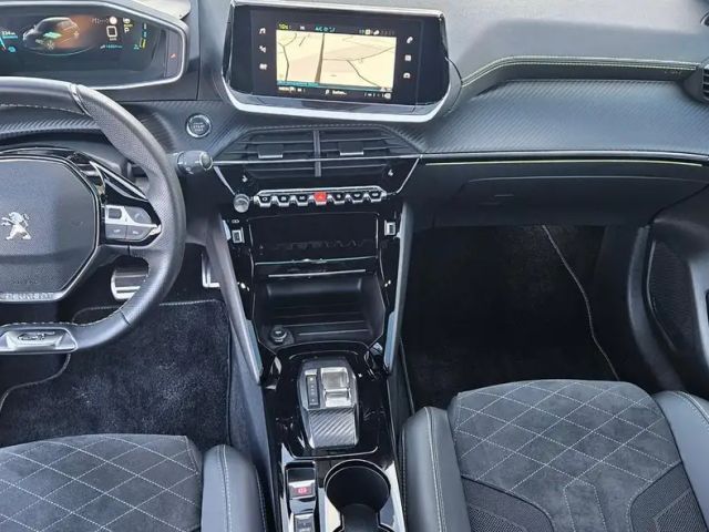 Peugeot E-208 GTPack Batterie digit. Cockpit SHZ Kamera