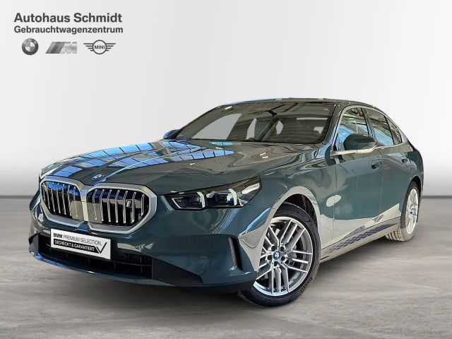 BMW i5 eDrive40