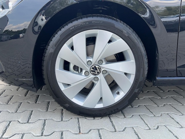 Volkswagen Golf 1.5 TSI Style Variant