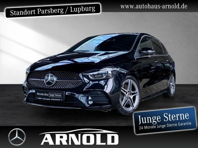 Mercedes-Benz B 220 4MATIC AMG Line Sedan