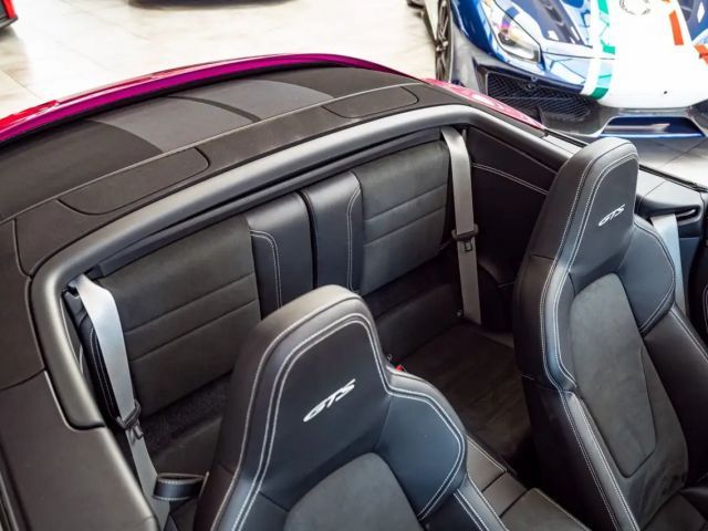 Porsche 992 4 Cabrio GTS