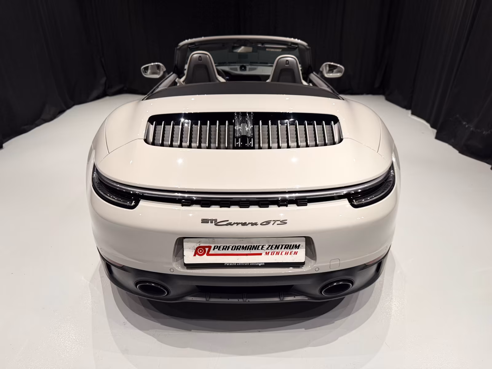 Porsche 911 992 Cabriolet Carrera GTS