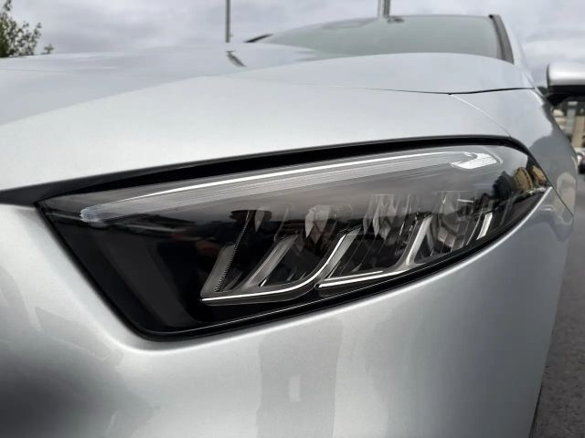 Mercedes-Benz A 200 Limousine PTS Cam Navi Wide LED SHZ