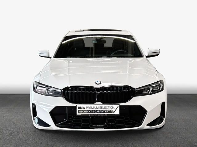 BMW 330 330i M-Sport Sedan