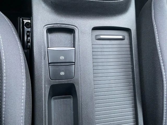 Ford Focus Cool & Connect Wagon