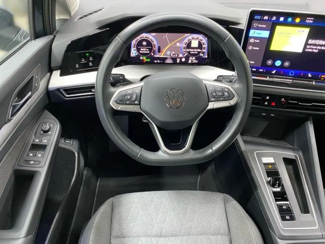 Volkswagen Golf 1.5 eTSI DSG Variant