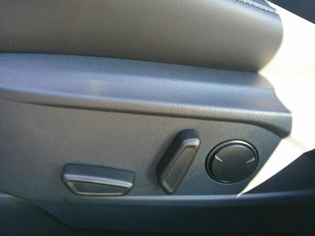 Ford Mustang Mach-E AWD Standard range