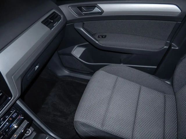 Volkswagen Touran 1.5 TSI Comfortline