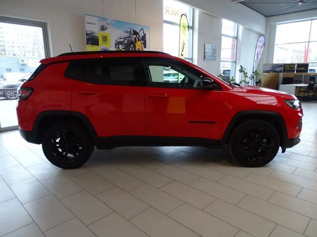 Jeep Compass Hybrid Night Eagle