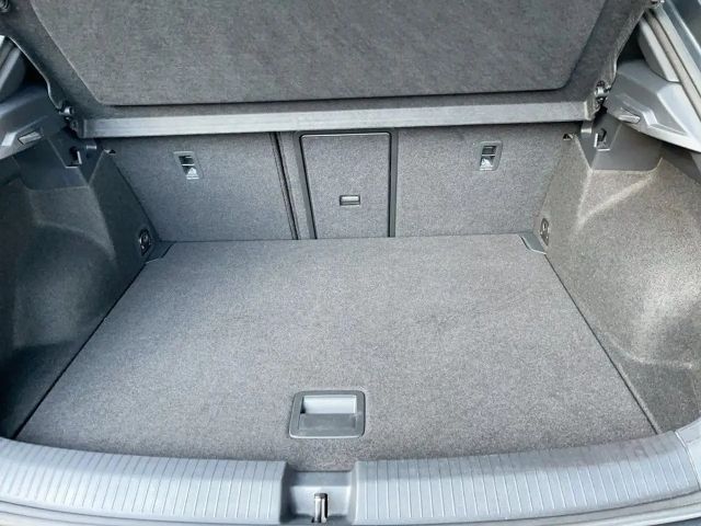 Volkswagen T-Roc 1.5 TSI DSG R-Line