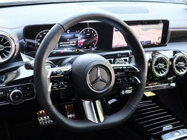 Mercedes-Benz CLA 180 AMG Line Shooting Brake