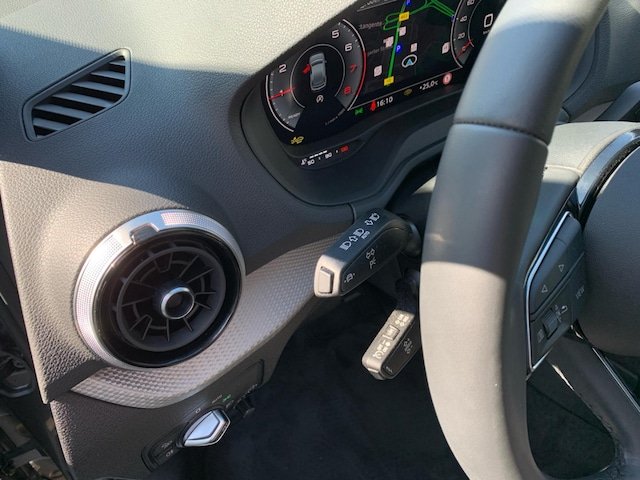 Audi Q2 30 TFSI S-Line