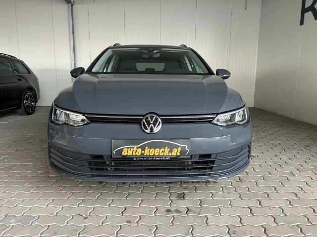 Volkswagen Golf Life Variant