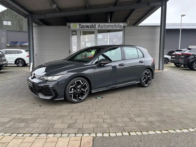 Volkswagen Golf 1.5 TSI