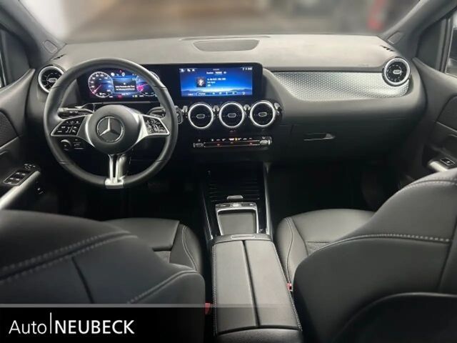 Mercedes-Benz B 220 4MATIC Progressive