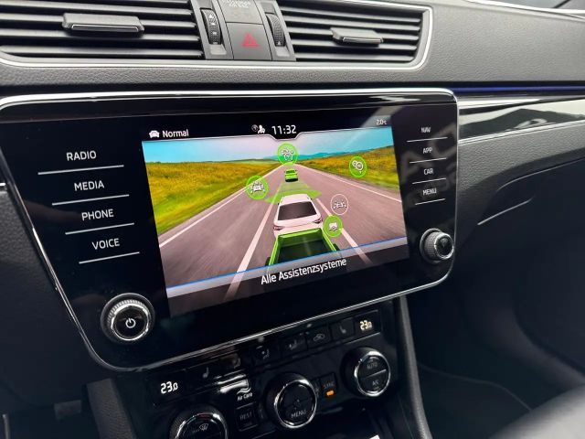 Skoda Superb 2.0 TDI Combi