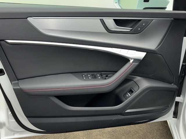 Audi S6 Avant Quattro