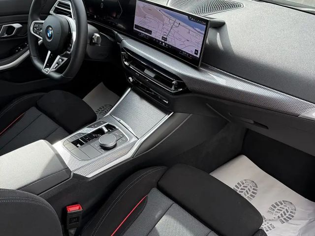 BMW 330 330i Touring xDrive