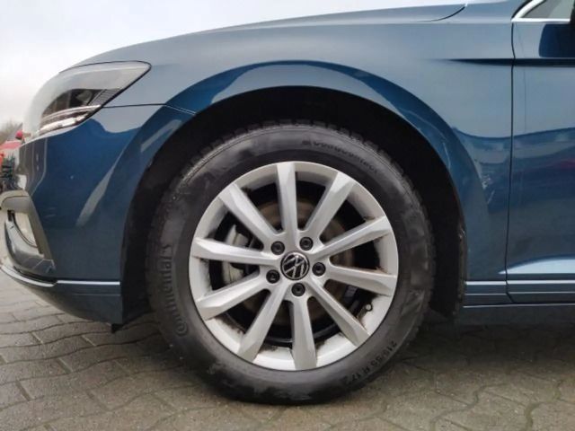 Volkswagen Passat 1.5 TSI Business DSG Variant