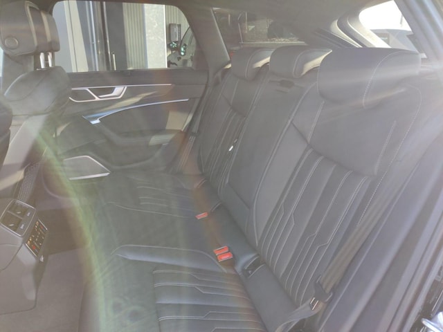 Audi S6 Avant Quattro