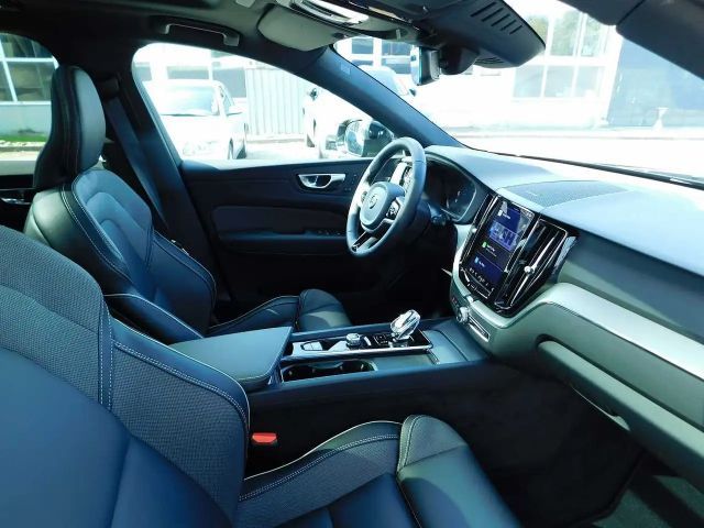 Volvo XC60 AWD Plus T6