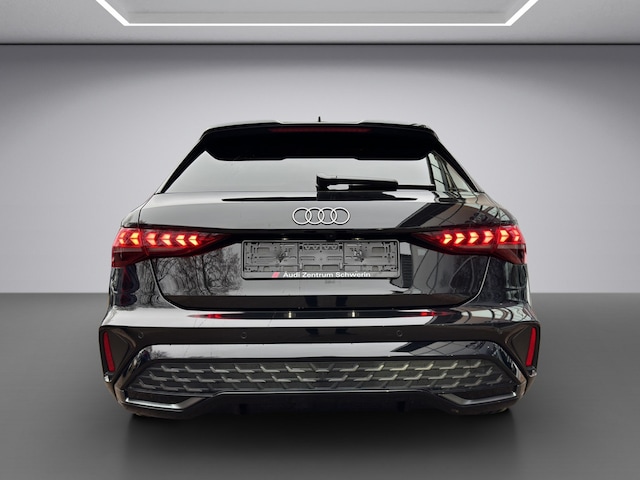 Audi A3 35 TFSI S-Line S-Tronic Sportback