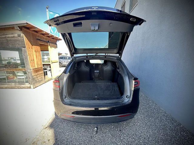 Tesla Model X Raven Longe Range 6 Sitzer
