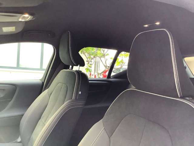 Volvo XC40 Dark Plus