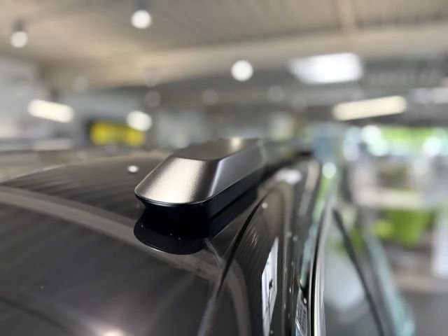 Renault 4 Comfort E-Tech Iconic