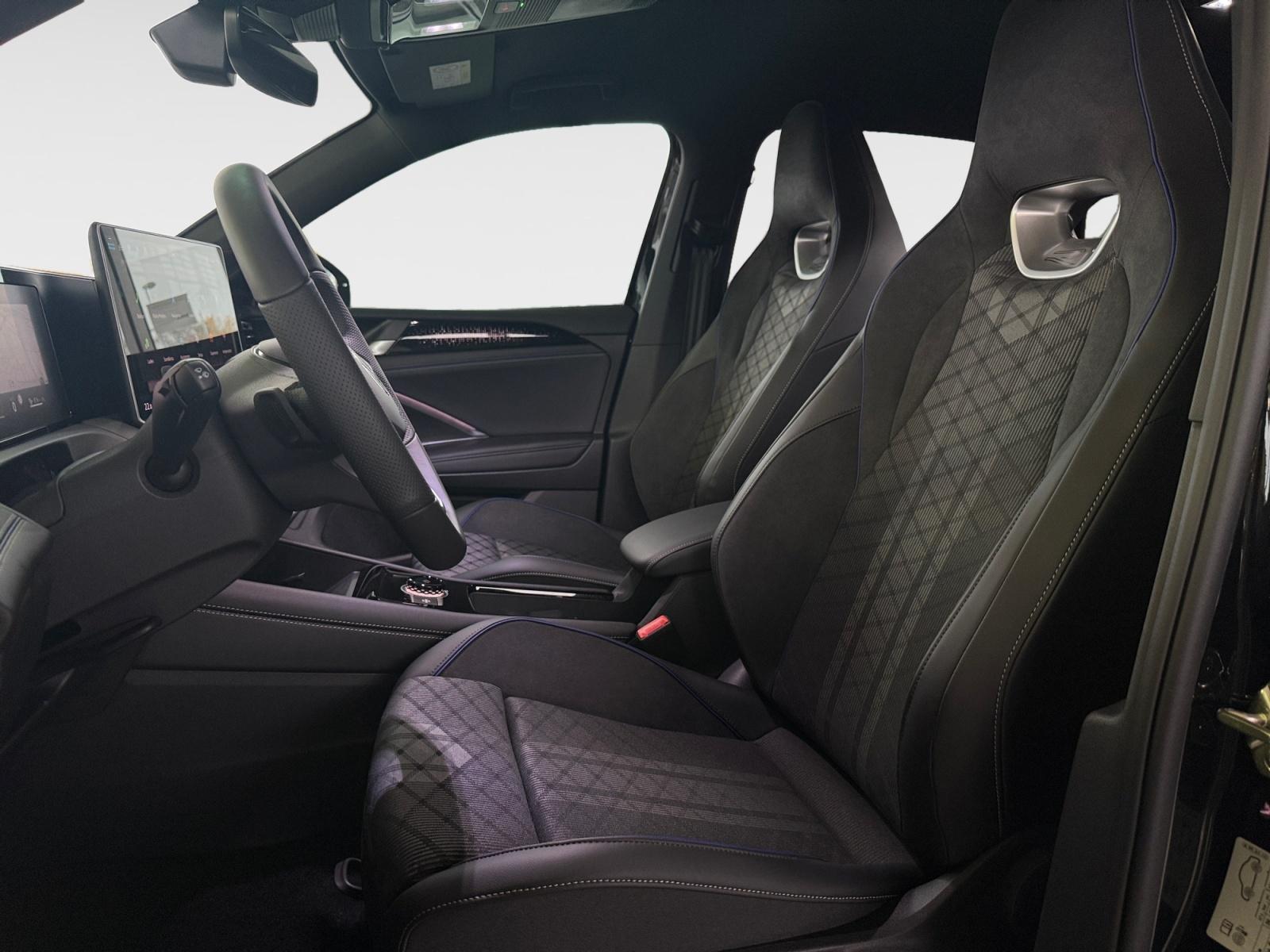 Volkswagen Tiguan R-Line eHybrid